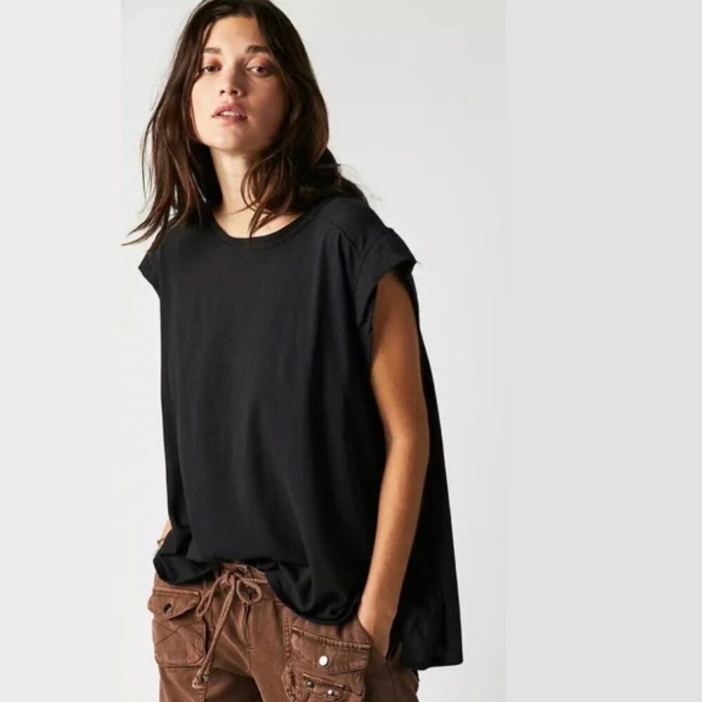 Free People We The Free Naomi Oversize Muscle Tee Black Size Small NWT
